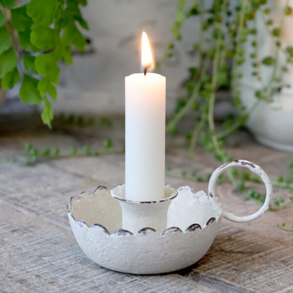 Kammarljusstake - antik vit